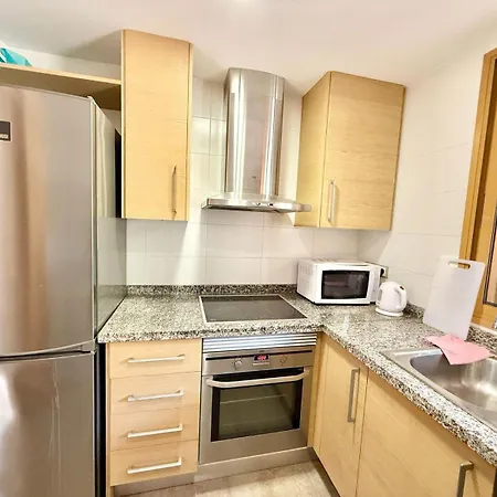 Cerezos Sierra Cortina Apartment
